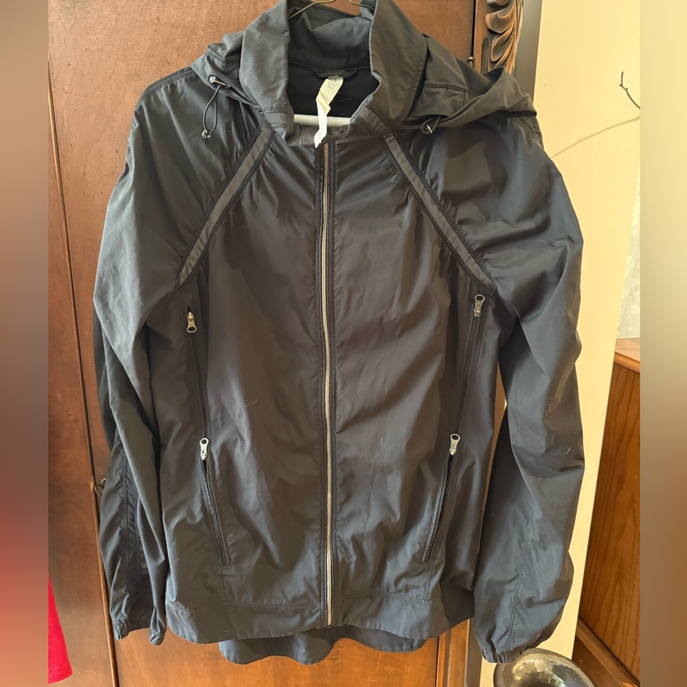 lululemon athletica Women’s black lightweight jacket as. 8